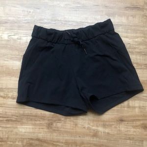 Lululemon On the Fly shorts